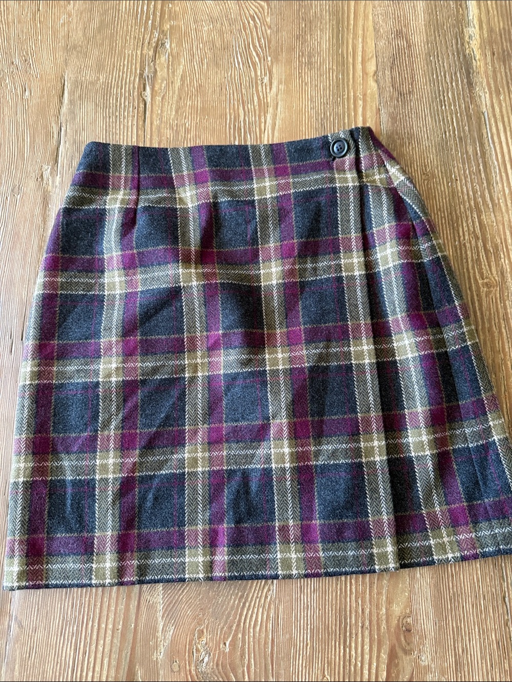 Geoffrey Beene Plaid Mini Skirt in Navy, Purple & Olive
